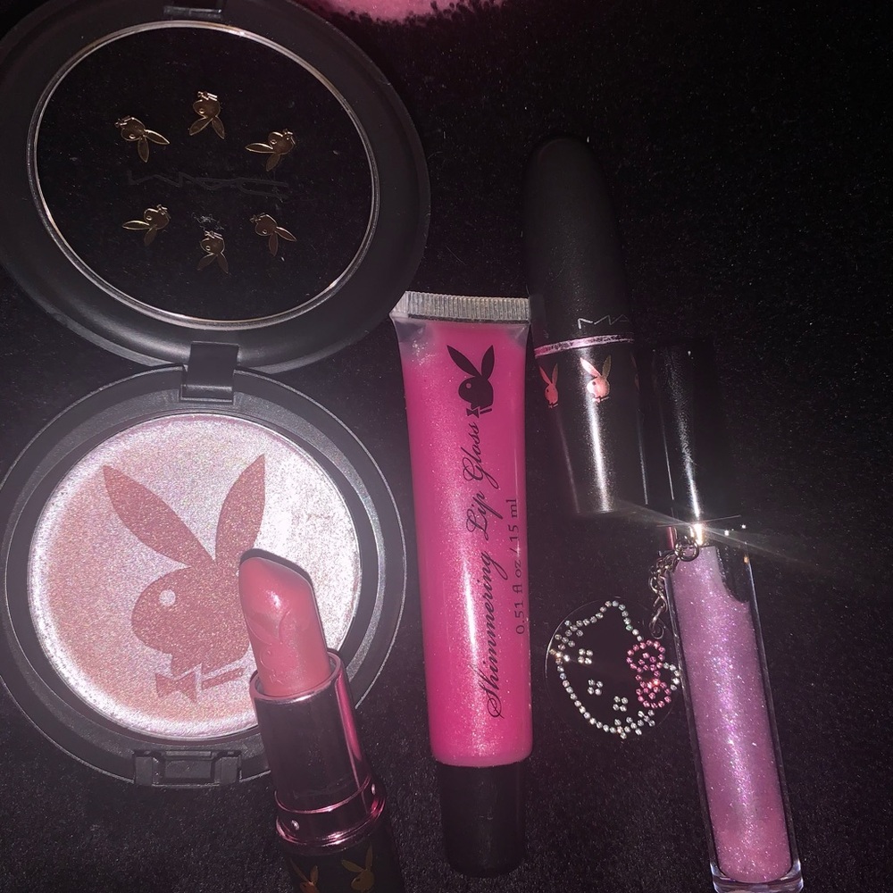 MAC Cosmetics Pink Lipstick playboy rare
